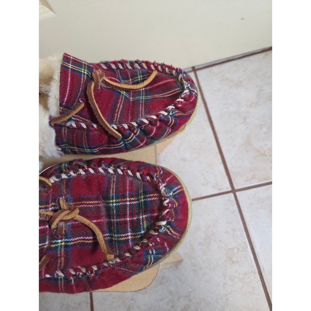 Womens Red‎ Plaid Flannel Moccasin Slippers Faux Fur Lined Size 9 Medium - Picture 4 of 11